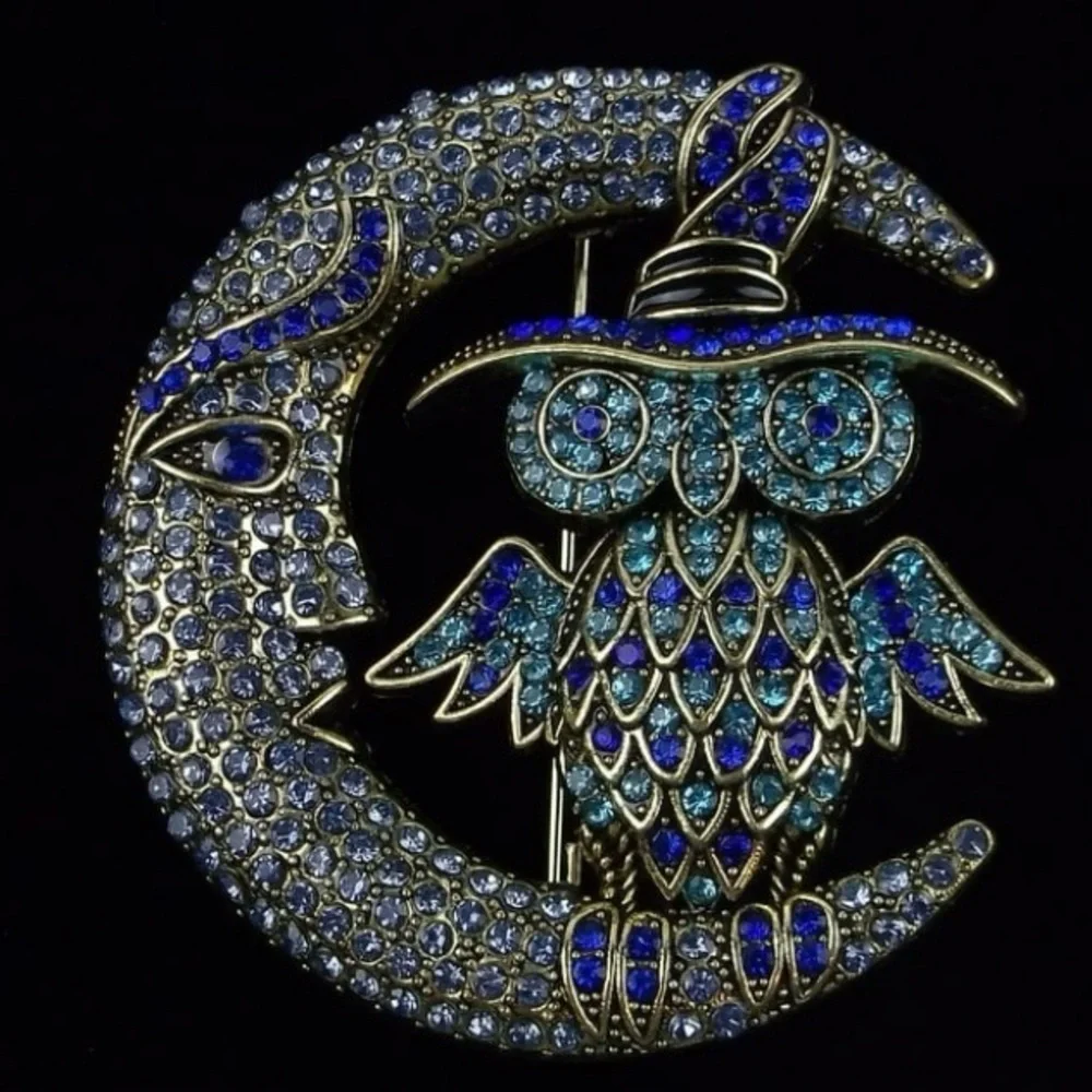 Enameled Rhinestone Owl On Moon Halloween Brooch‎